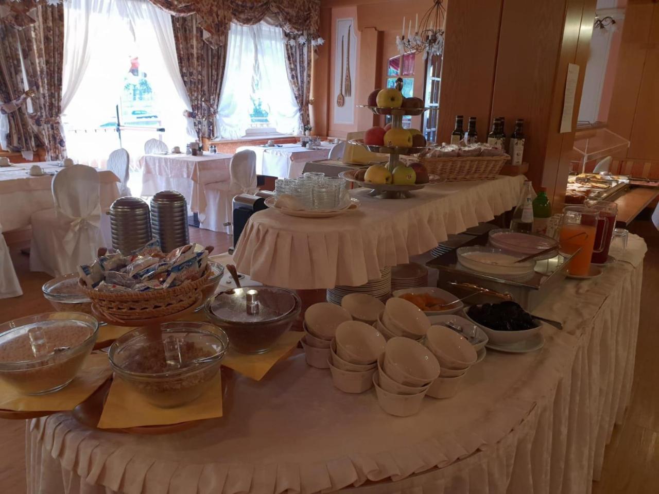 Hotel Belvedere Srl Fai della Paganella Bagian luar foto