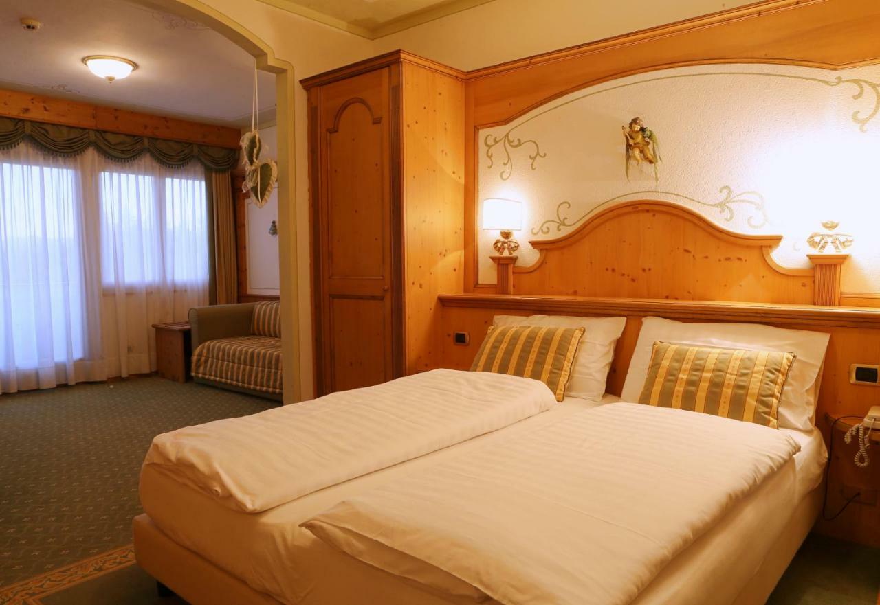 Hotel Belvedere Srl Fai della Paganella Bagian luar foto