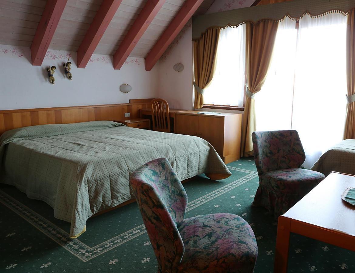 Hotel Belvedere Srl Fai della Paganella Bagian luar foto